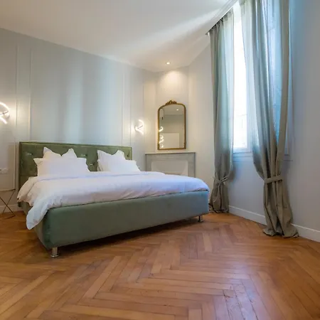 Apartman Grace - Luxurious 4beds-4baths Next To Palais *