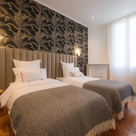 Апартаменты Luxurious 4beds/4baths Next To Palais Канны