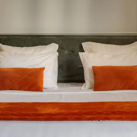 Grace - Luxurious 4beds-4baths Next To Palais Apartman