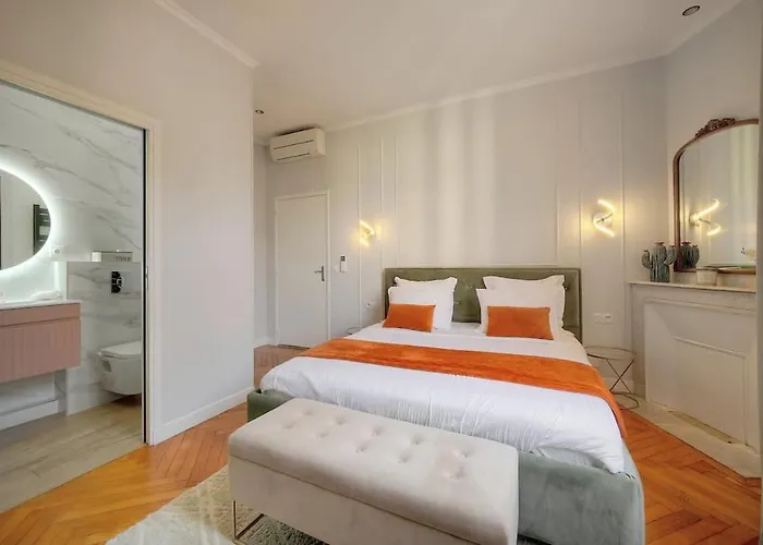 Daire Grace - Luxurious 4beds-4baths Next To Palais *
