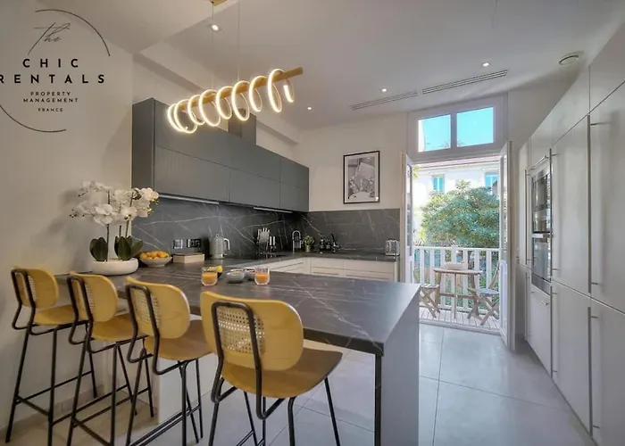 Grace - Luxurious 4beds-4baths Next To Palais Apartman *